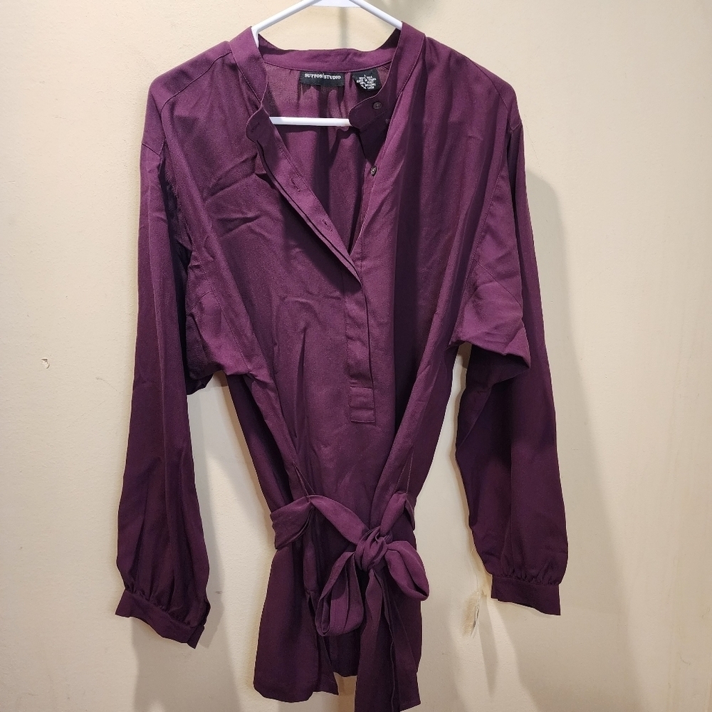 SUTTON STUDIO Burgundy Long Sleeves  100% Silk Split sides pullover tie waist L